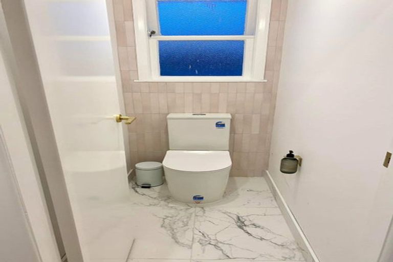 Photo of property in 23 Hollies Crescent, Johnsonville, Wellington, 6037