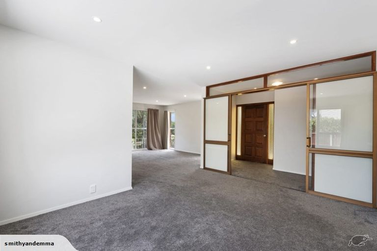 Photo of property in 19 Rutherglen Avenue, Ilam, Christchurch, 8041