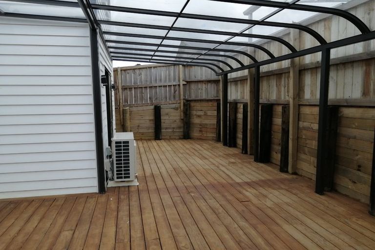 Photo of property in 89 Rosedale Road, Pinehill, Auckland, 0632