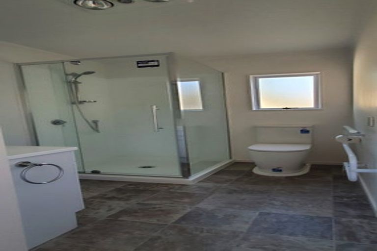 Photo of property in 11 Jean Place, Stanmore Bay, Whangaparaoa, 0932