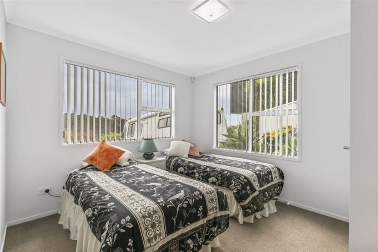 Photo of property in 63 Hawaiian Parade, Arkles Bay, Whangaparaoa, 0932