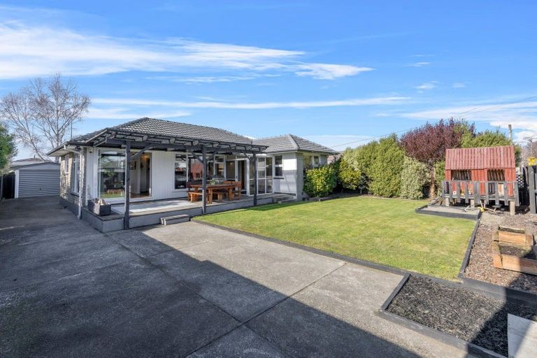 Photo of property in 124 Cavendish Road, Casebrook, Christchurch, 8051