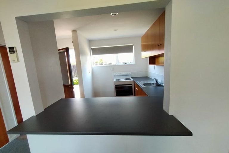 Photo of property in 2/27 Packe Street, Edgeware, Christchurch, 8013