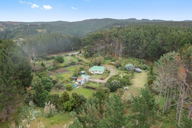 Photo of property in 141 Kellys Bay Road, Pouto, Te Kopuru, 0391