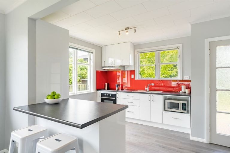 Photo of property in 4 Ventura Avenue, Ebdentown, Upper Hutt, 5018