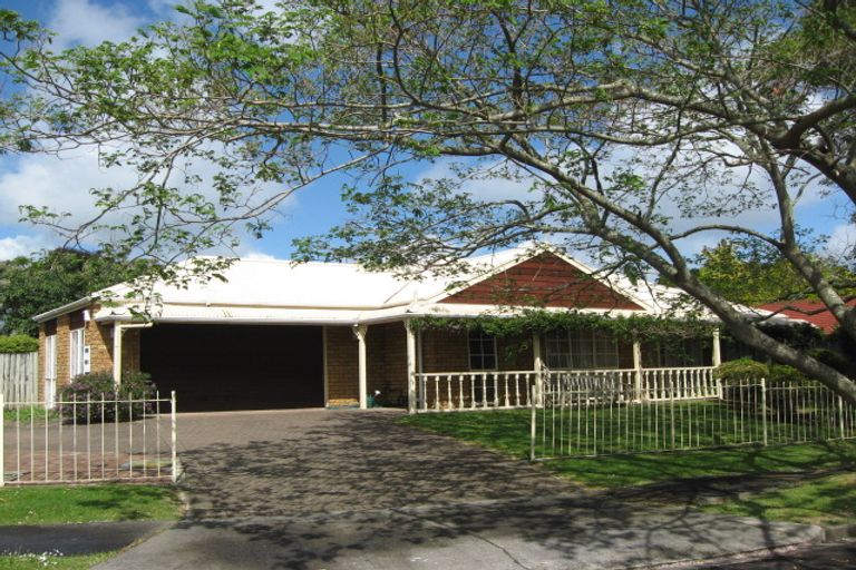 Photo of property in 27 Perotti Place, Conifer Grove, Takanini, 2112