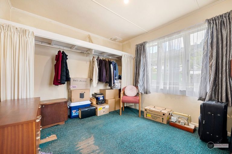 Photo of property in 63 Hay Street, Naenae, Lower Hutt, 5011