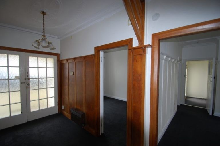 Photo of property in 1/76 Cambridge Terrace, Waterloo, Lower Hutt, 5011