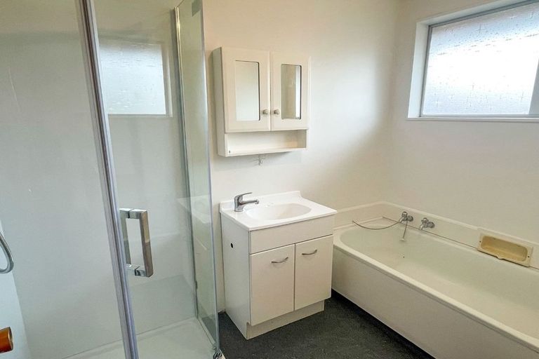 Photo of property in 12a Karnak Crescent, Russley, Christchurch, 8042