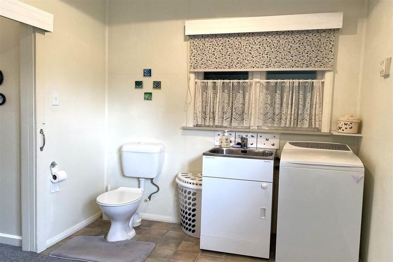 Photo of property in 2 Sinnamon Street, Reefton, 7830