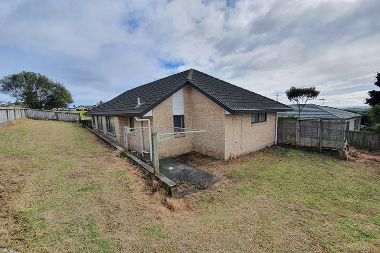 Photo of property in 1 Kylie Court, Clover Park, Auckland, 2019
