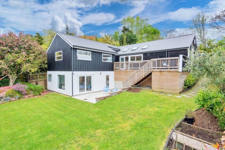 Photo of property in 9 Cloverly Crescent, Campbells Bay, Auckland, 0630