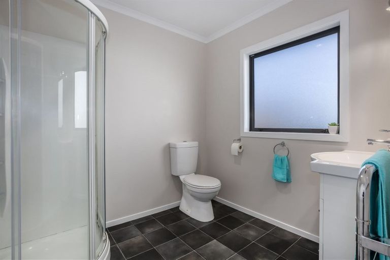 Photo of property in 14 Nelson Avenue, Aotea, Porirua, 5024