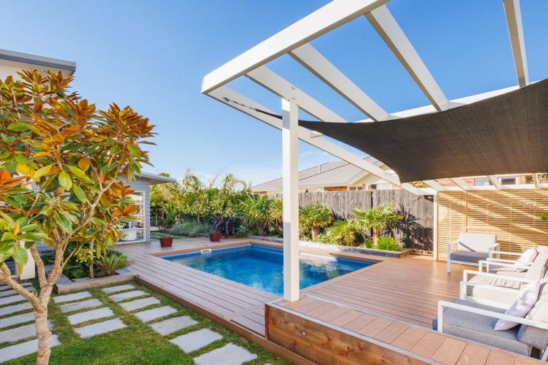 Photo of property in 165 Pacific Drive, Fitzherbert, Palmerston North, 4410