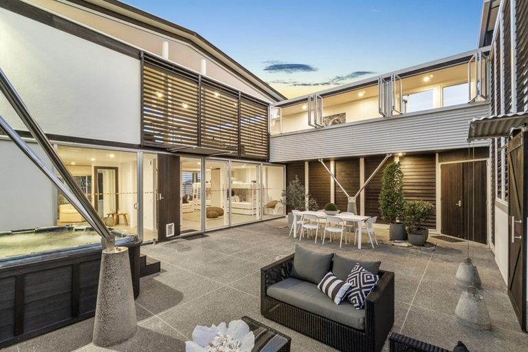 Photo of property in 4 Lagoon Way, Omaha, 0986