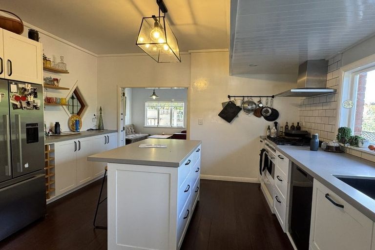 Photo of property in 14 Fowlers Avenue, Frankton, Hamilton, 3204