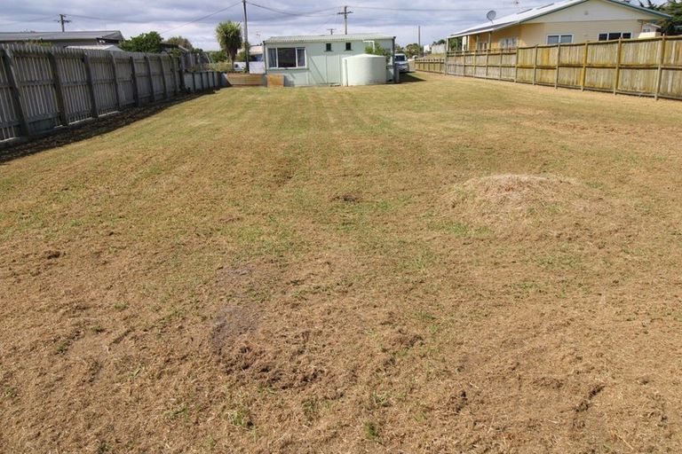 Photo of property in 8 Thomas Place, Foxton Beach, Foxton, 4815