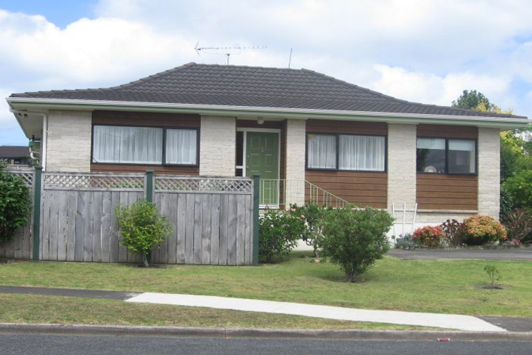 Photo of property in 1/9 Napoleon Avenue, Milford, Auckland, 0620