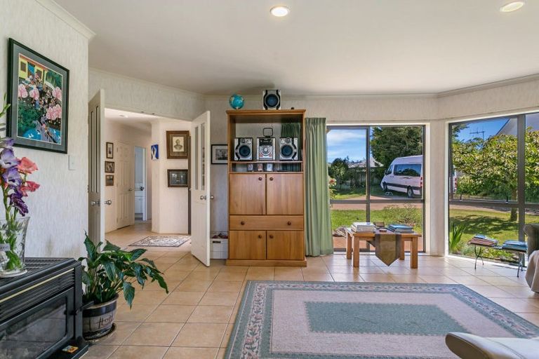 Photo of property in 31 The Grove, Nukuhau, Taupo, 3330