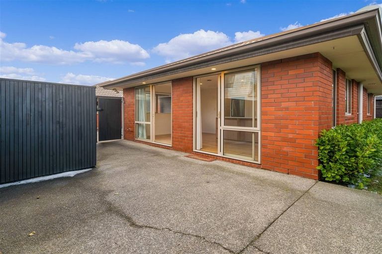 Photo of property in 28b Seymour Street, Hornby, Christchurch, 8042