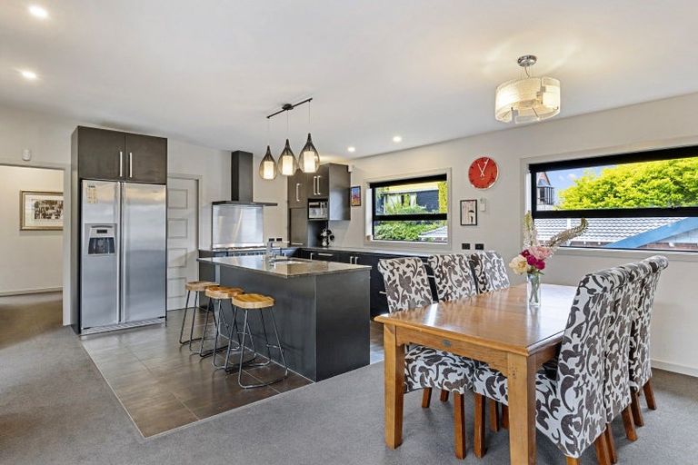 Photo of property in 92 Preston Crescent, Belleknowes, Dunedin, 9011