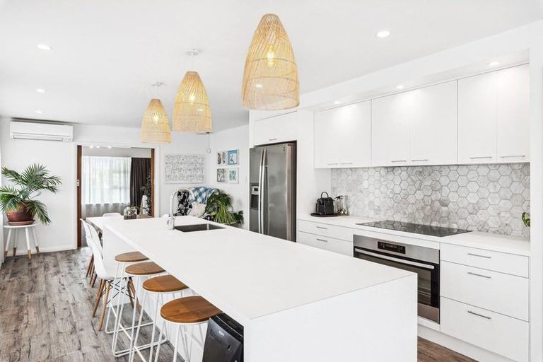 Photo of property in 56 Salisbury Street, Levin, 5510