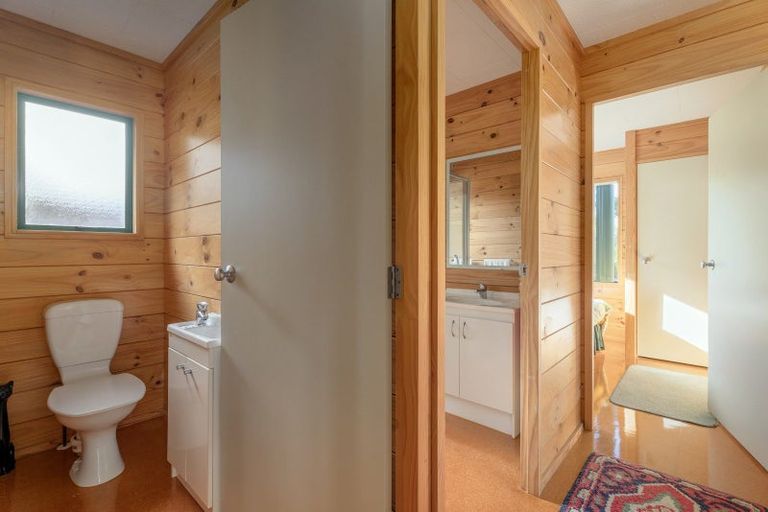 Photo of property in 214 Matarangi Drive, Matarangi, Whitianga, 3592