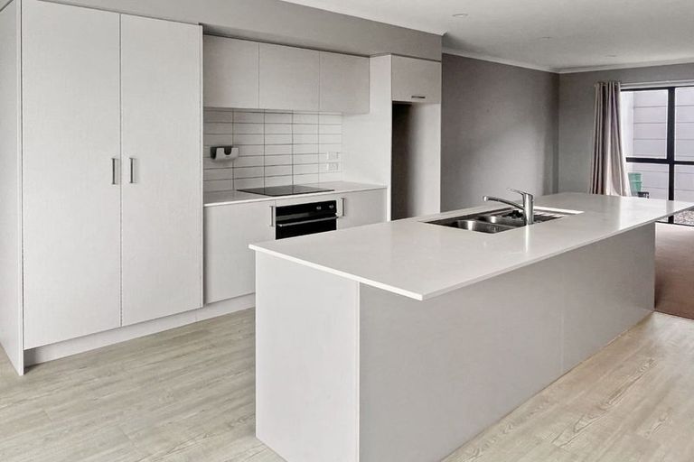 Photo of property in 4 Brian Keogh Lane, Wigram, Christchurch, 8025