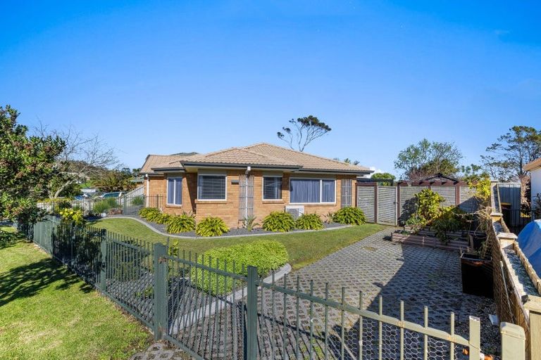 Photo of property in 46 Blue Heron Rise, Stanmore Bay, Whangaparaoa, 0932