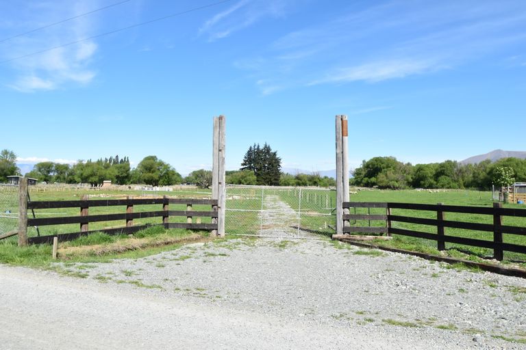 Photo of property in 86 Hocken Lane, Twizel, 7999