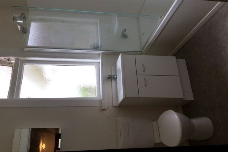 Photo of property in 34 Esther Street, Martinborough, 5711