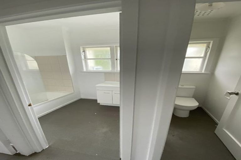 Photo of property in 1/122 Saint George Street, Papatoetoe, Auckland, 2025