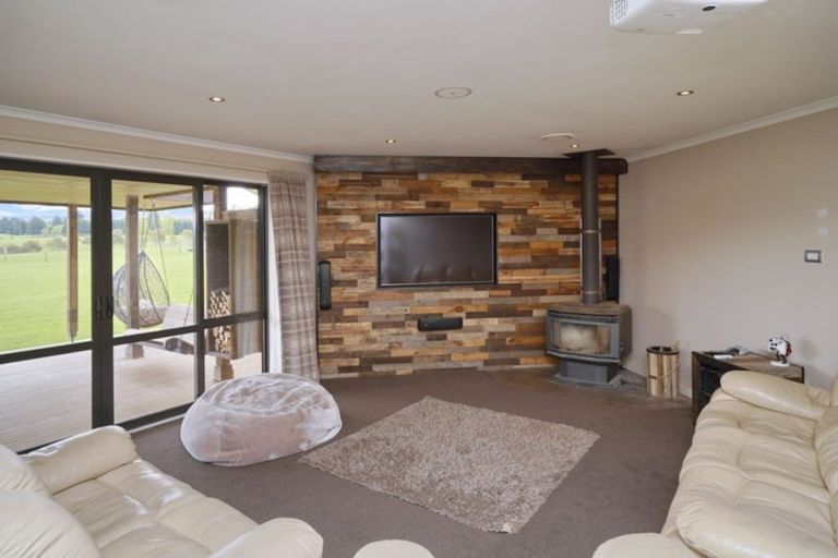Photo of property in 261 Loburn Kowai Road, Loburn, Rangiora, 7472