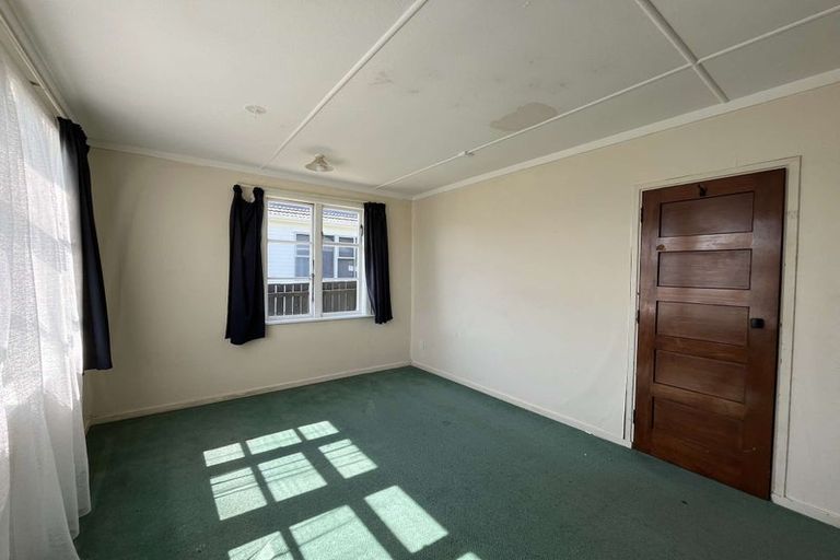 Photo of property in 95 Wilkie Crescent, Naenae, Lower Hutt, 5011