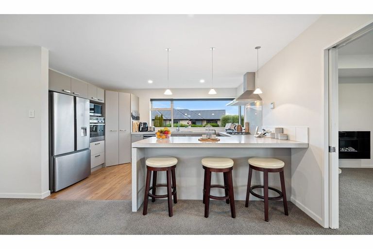 Photo of property in 1 Carradale Avenue, Broomfield, Christchurch, 8042