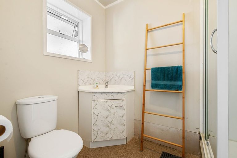 Photo of property in 6 Roger Street, Pukehangi, Rotorua, 3015