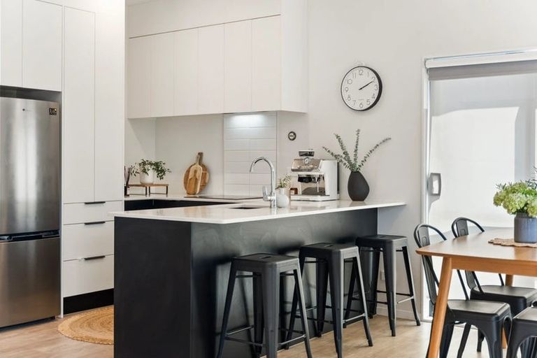 Photo of property in 8a Edgar Pearce Place, Howick, Auckland, 2014