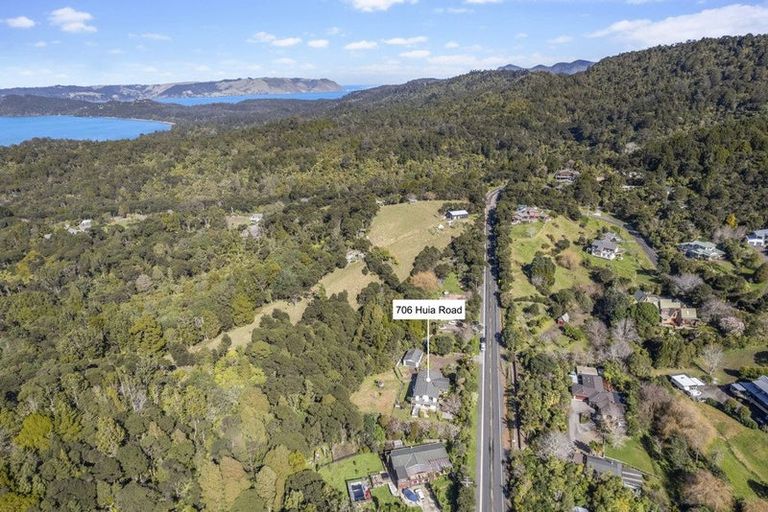 Photo of property in 706 Huia Road, Parau, Auckland, 0604