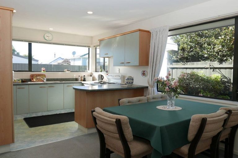 Photo of property in 2/21 Donegal Street, Belfast, Christchurch, 8051