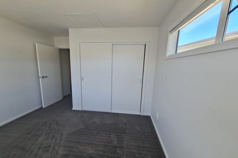 Photo of property in 28 Pateke Drive, Kenepuru, Porirua, 5022