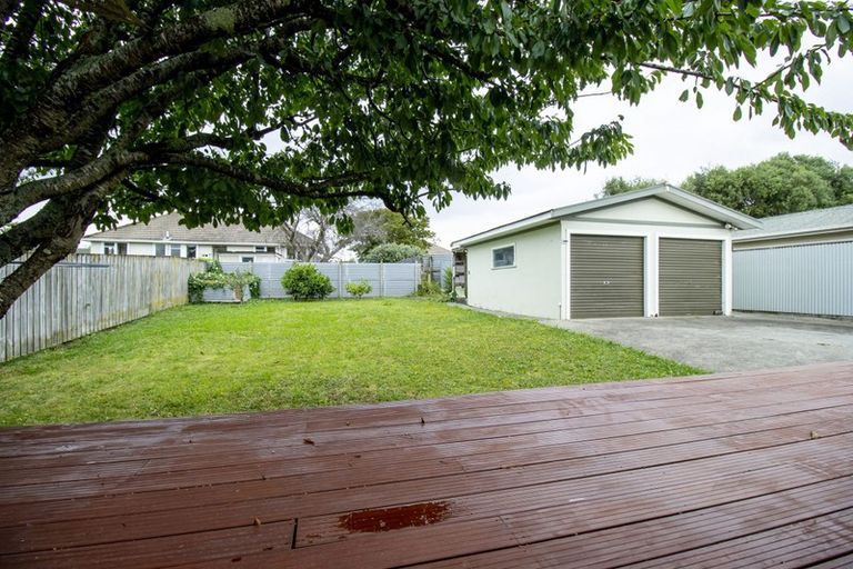 Photo of property in 33 Galway Avenue, Hokowhitu, Palmerston North, 4410