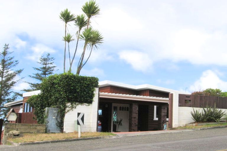 Photo of property in 30 Halifax Street, Kingston, Wellington, 6021