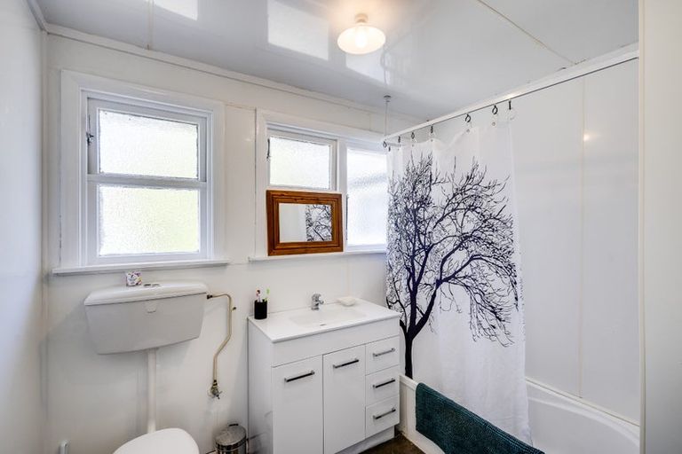 Photo of property in 46 Massey Crescent, Marewa, Napier, 4110