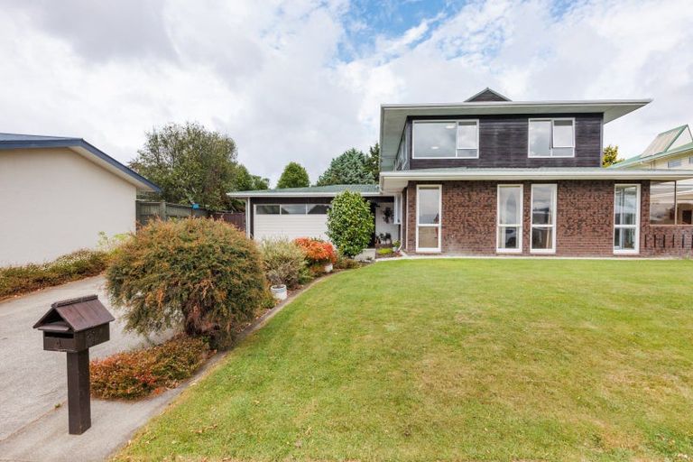 Photo of property in 4 Anaru Place, Awapuni, Palmerston North, 4412