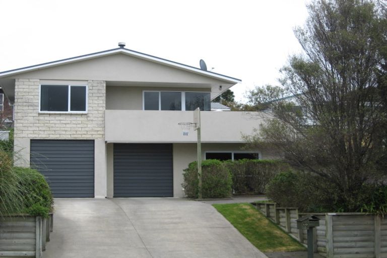 Photo of property in 10 Julian Place, Westown, New Plymouth, 4310