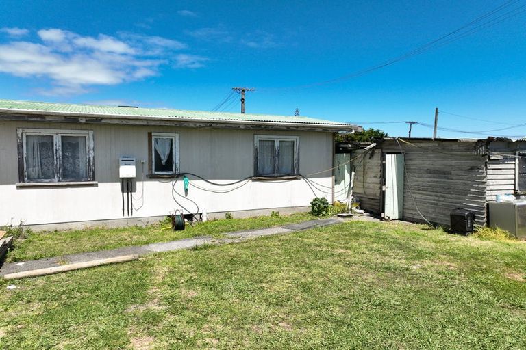 Photo of property in 1 Porritt Street, Ruawai, 0530