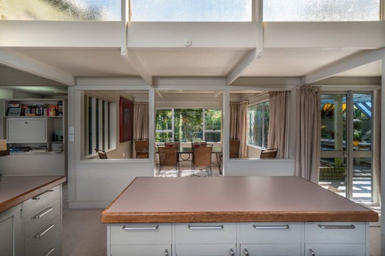 Photo of property in 224 Lake Terrace, Waipahihi, Taupo, 3330