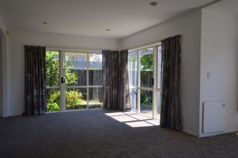 Photo of property in 2/11 Marr Road, Manurewa, Auckland, 2102