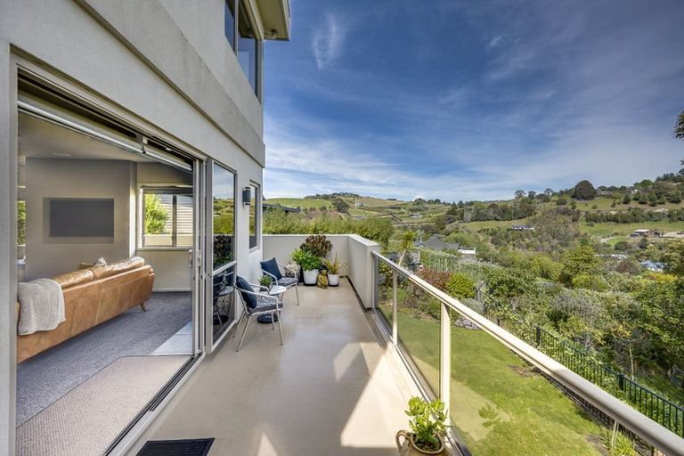 Photo of property in 15 Ridgeway Terrace, Taradale, Napier, 4112