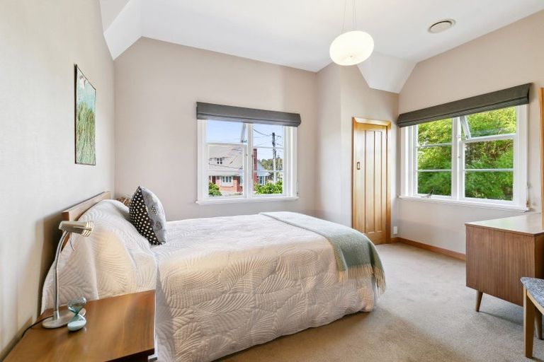 Photo of property in 4 Nicholson Road, Khandallah, Wellington, 6035